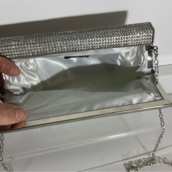 Natasha Shoulder Silver Sparkly Gem Clutch Special Occasion Evening Bag Chain - Picture 7 of 14